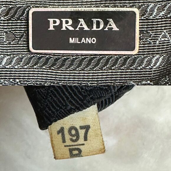💯Authentic Prada Nylon Tote Handbag🍀 - Picture 14 of 15